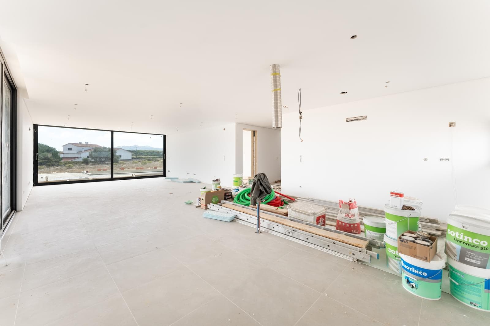 4 Bedroom Semi-detached house with swimming pool, Fontanelas, Sintra - Image 16