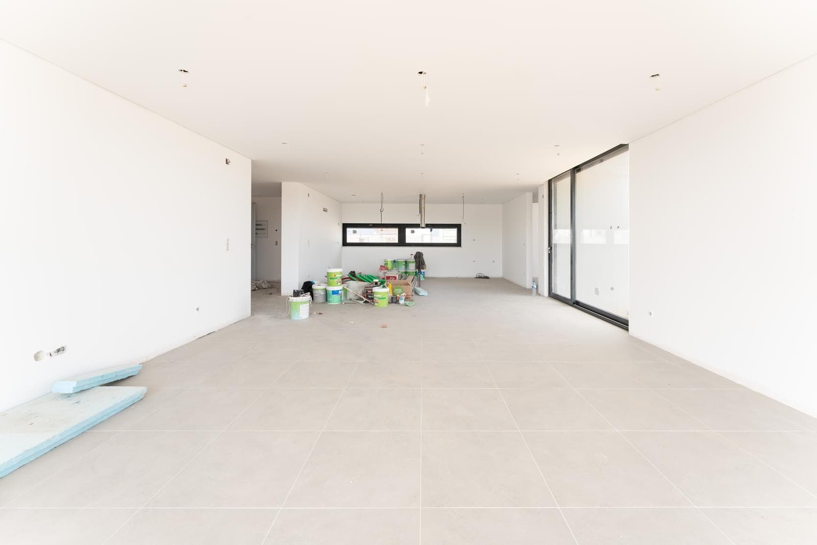 4 Bedroom Semi-detached house with swimming pool, Fontanelas, Sintra - Image 17