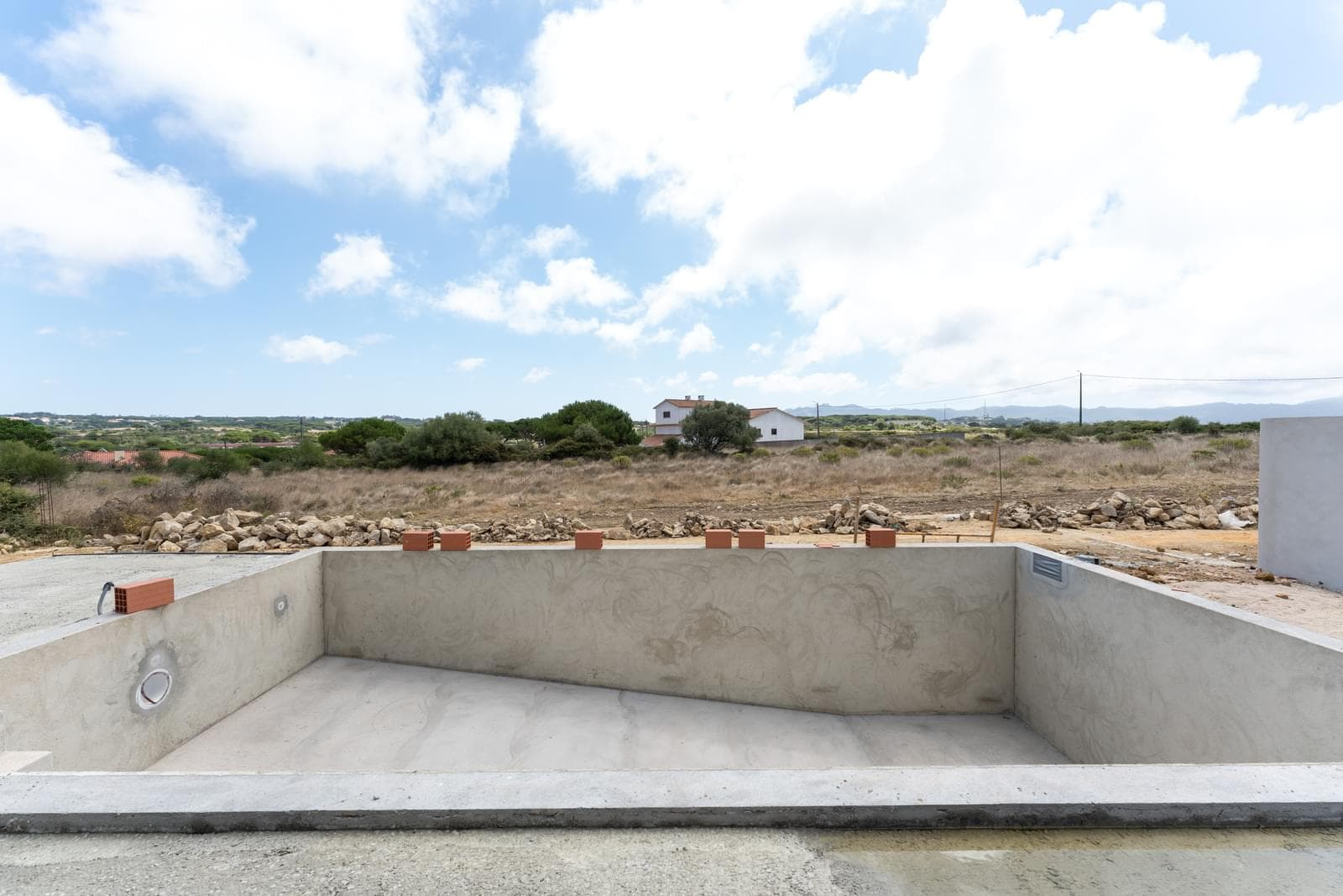 4 Bedroom Semi-detached house with swimming pool, Fontanelas, Sintra - Image 13