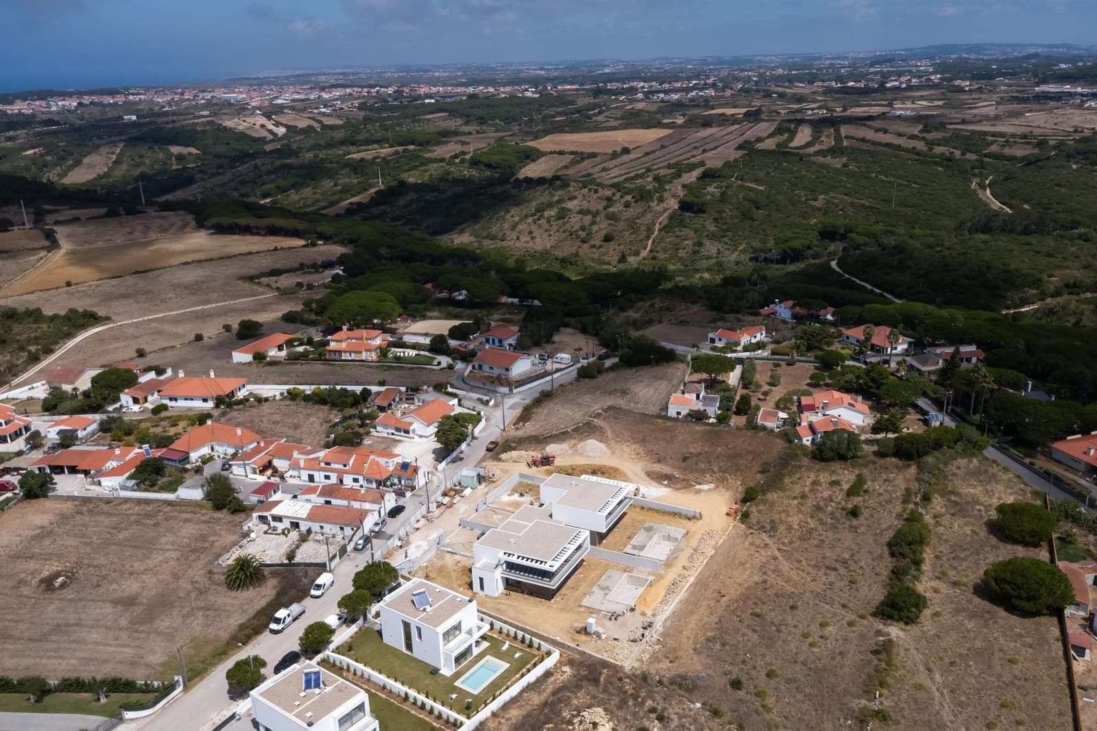 4 Bedroom Semi-detached house with swimming pool, Fontanelas, Sintra - Image 10