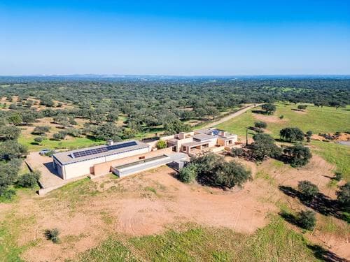 PF37133 - Moradia T4 com piscina, Beja - Imagem 1