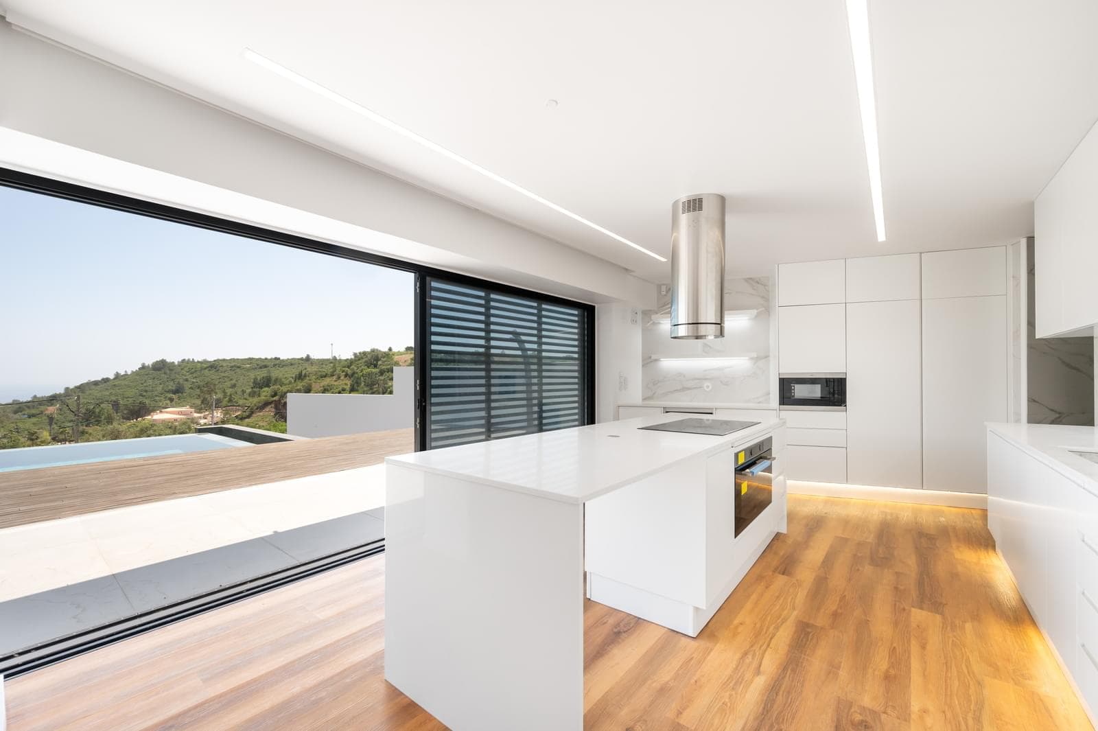 Moradia T4 com piscina, Castelo, Sesimbra - Imagem 11