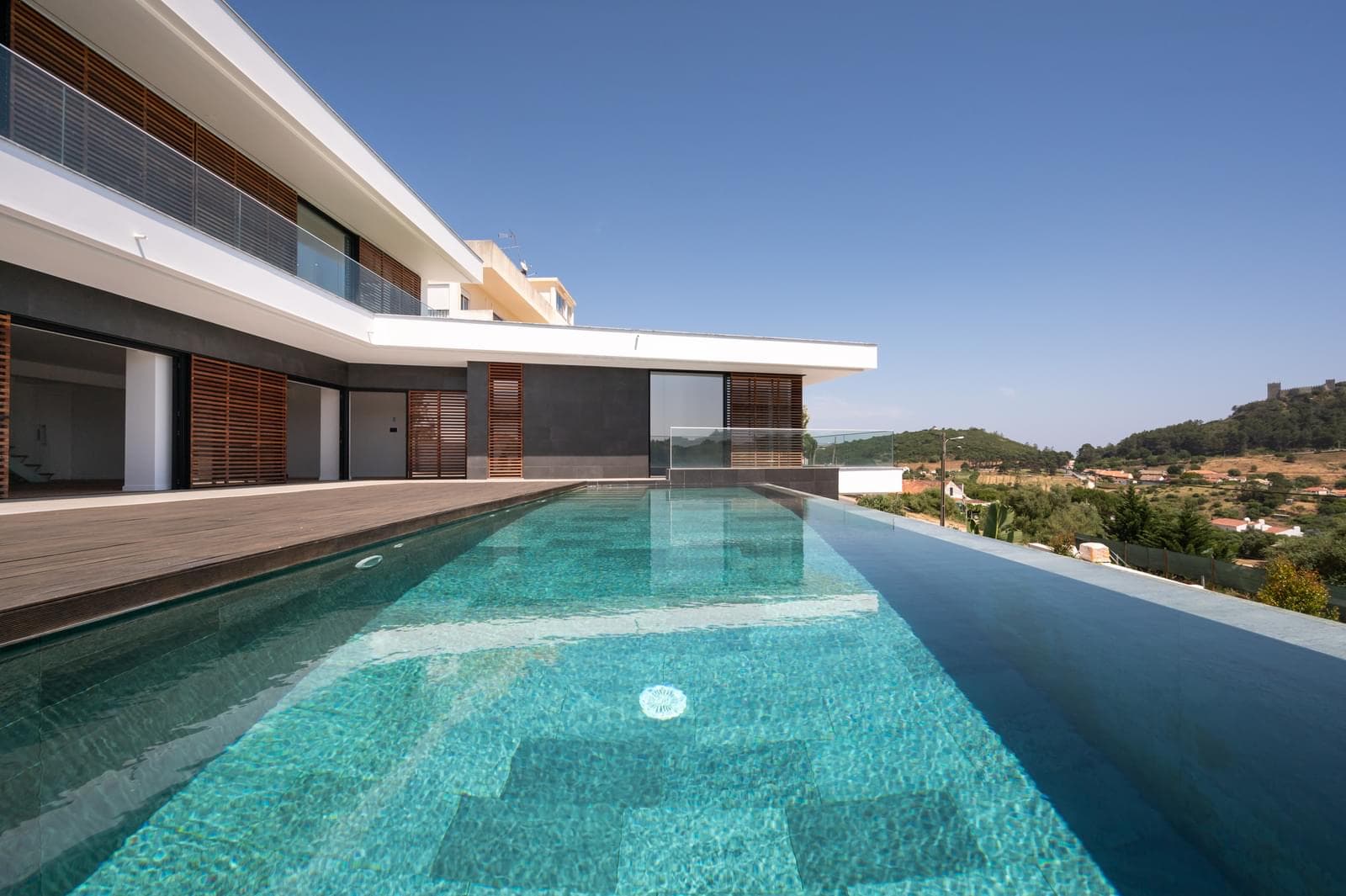 Moradia T4 com piscina, Castelo, Sesimbra - Imagem 4