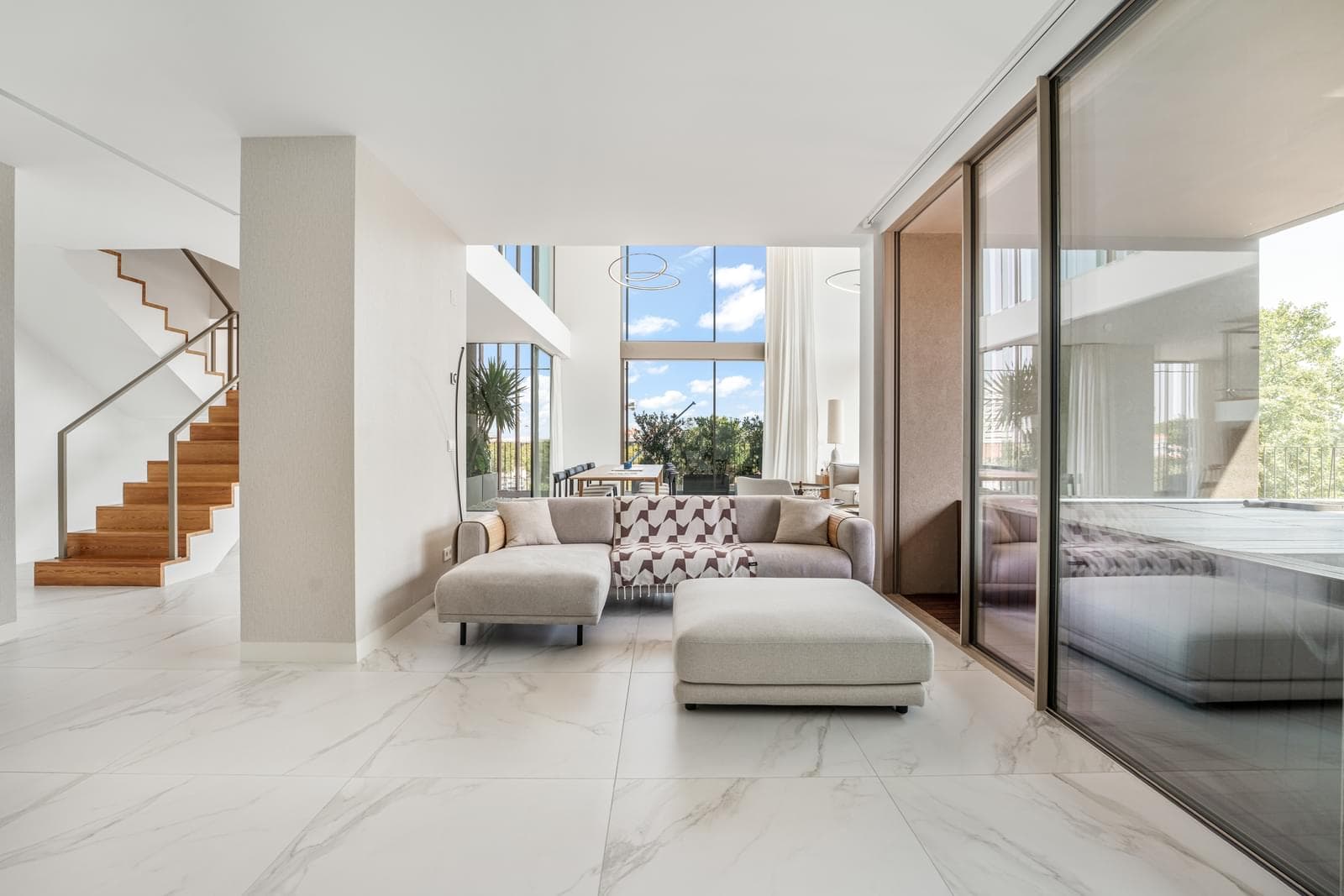Duplex T4 com piscina, Cascais - Imagem 12
