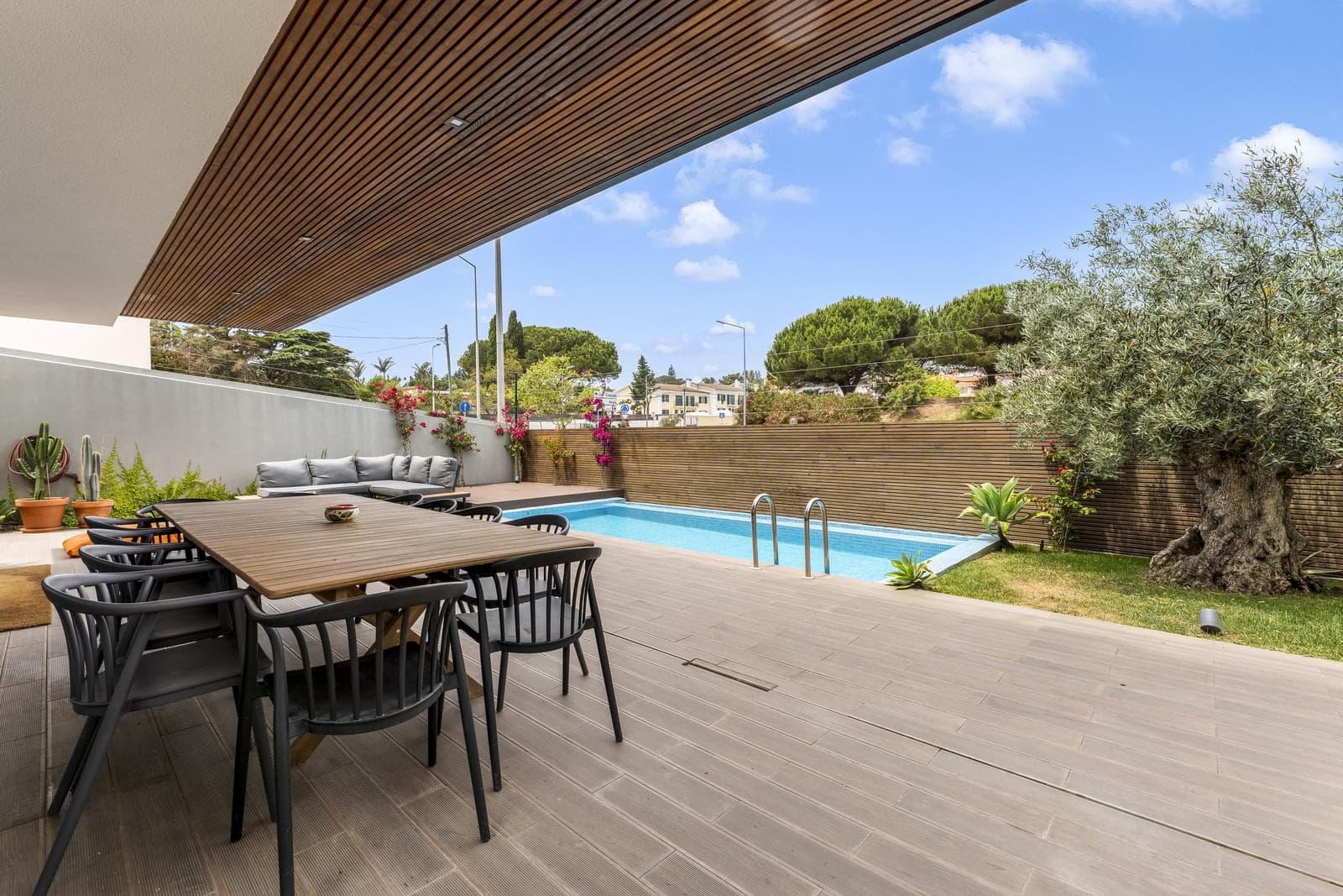 Moradia Isolada T4 com piscina, Cobre, Cascais - Imagem 3