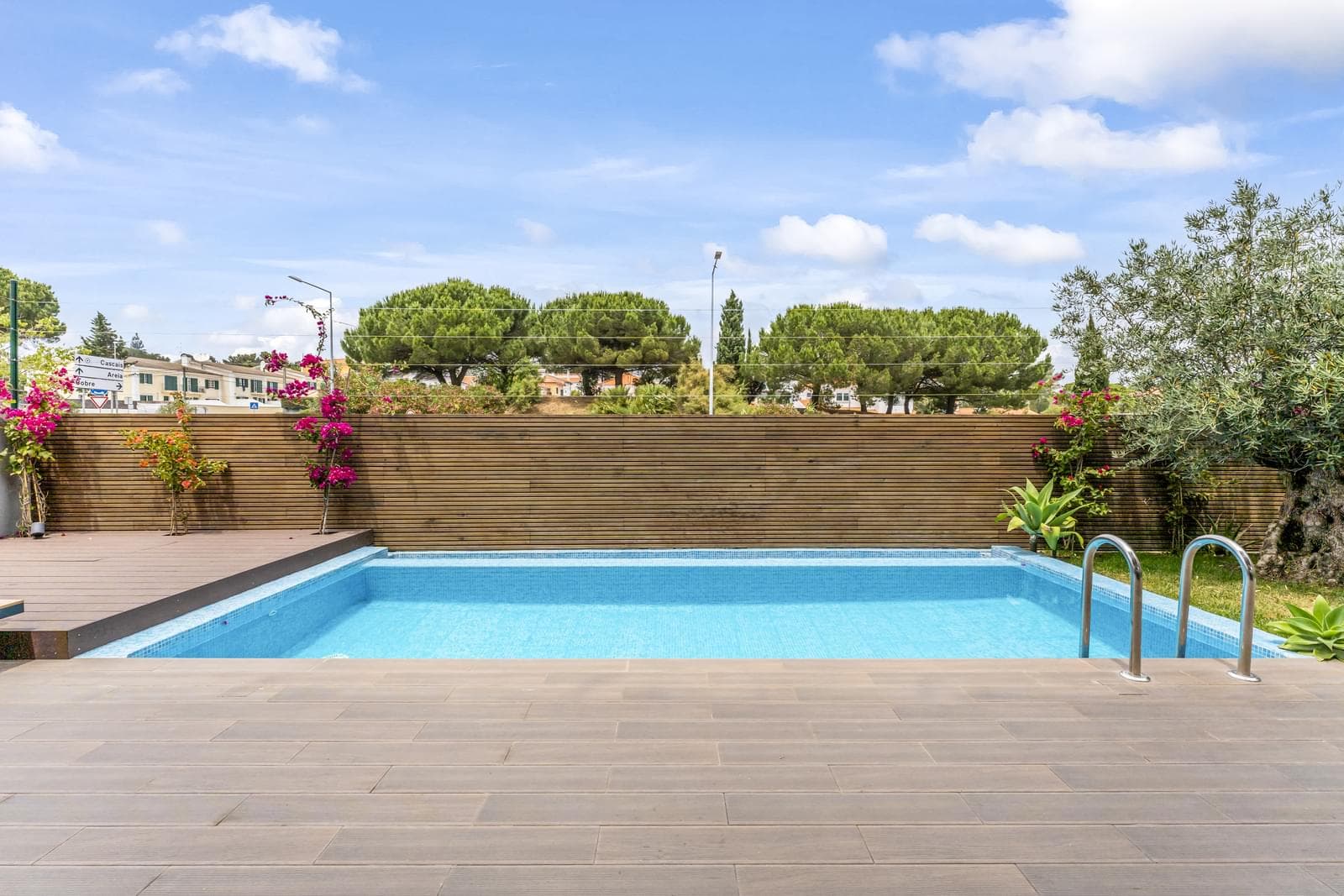 Moradia Isolada T4 com piscina, Cobre, Cascais - Imagem 1