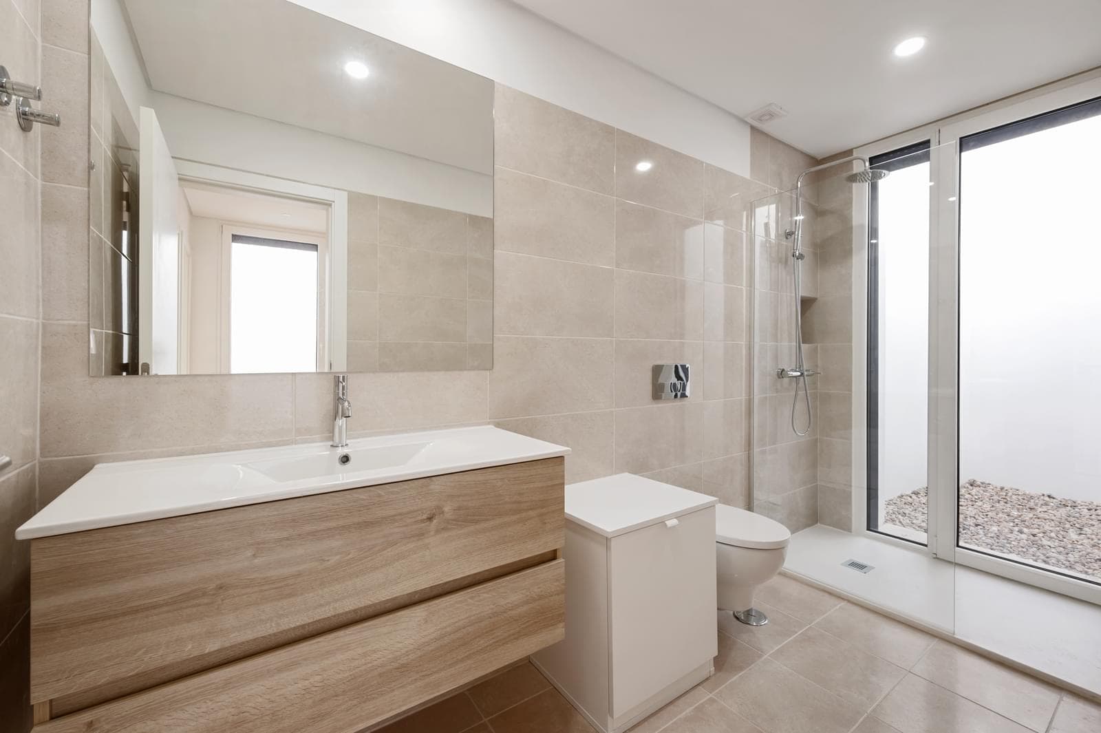 Moradia Geminada T3 com piscina, Quinta da Amizade, Setubal - Imagem 17