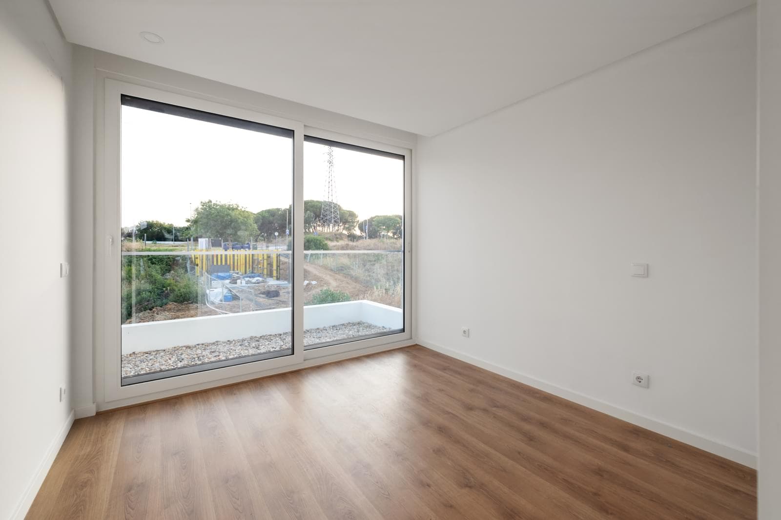 Moradia Geminada T3 com piscina, Quinta da Amizade, Setubal - Imagem 21