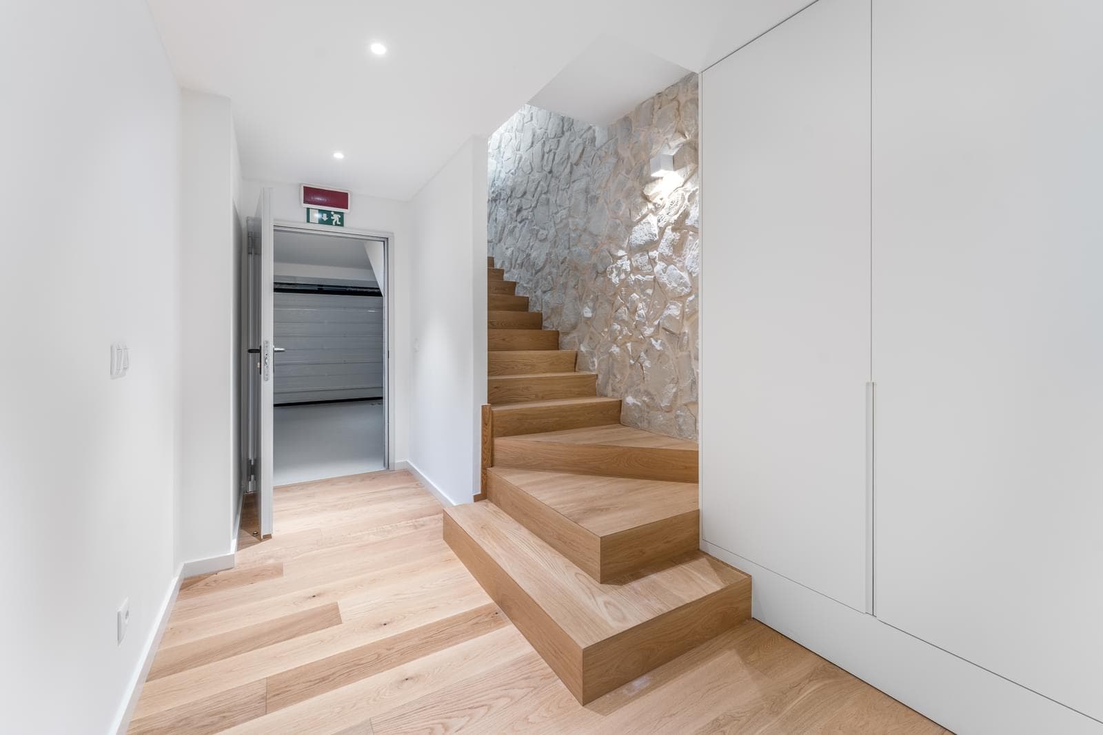 Moradia Geminada T4 + 1 com jardim, Cascais - Imagem 26