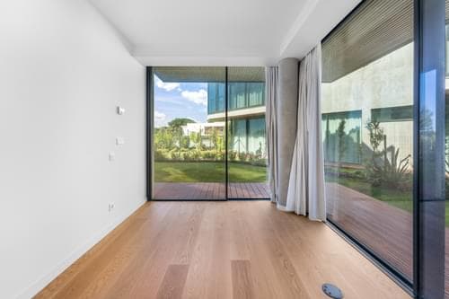 PF37747 - Maison jumelée 5 + 1 pièces avec jardin, Cascais - Image 23
