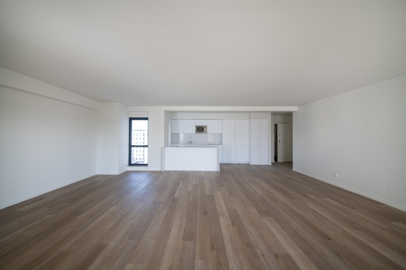 4 Bedroom Apartment in Jardins Altear, Lumiar, Lisboa - Image 2