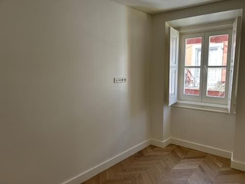 PF37926 - Apartamento T2 com vista, Chiado, Lisboa - Imagem 32