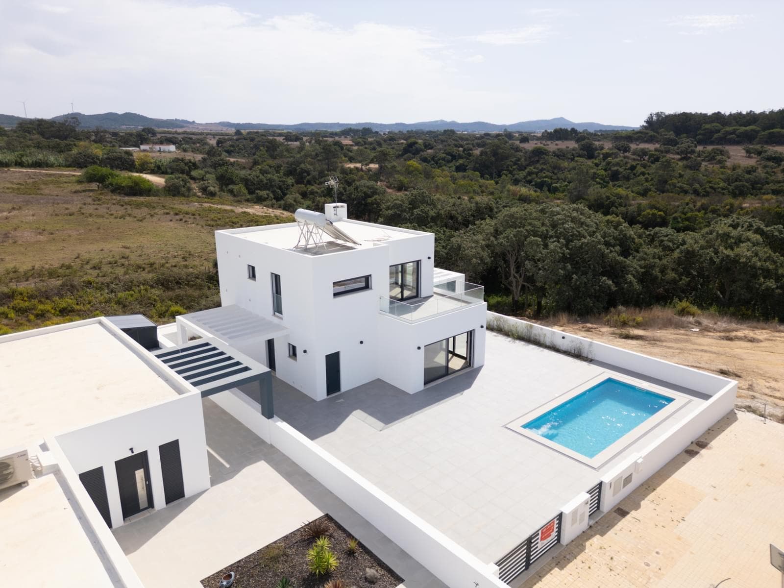 Moradia Isolada T3 com piscina, Porto Covo, Sines - Imagem 3