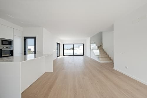 PF38024 - Moradia Isolada T3 com piscina, Porto Covo, Sines - Imagem 18