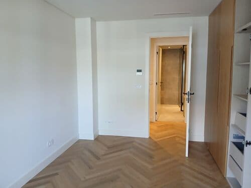 PF38050 - 3 Bedroom Apartment with a view, Avenidas Novas, Lisboa - Image 18