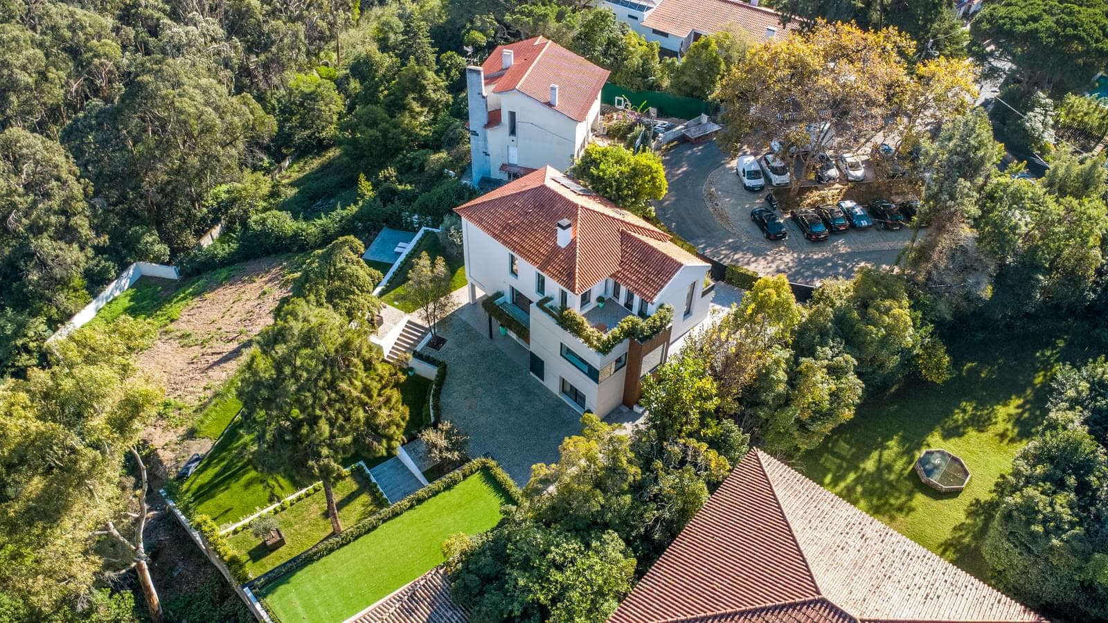 Moradia Isolada T5 com jardim, Estoril, Cascais - Imagem 3