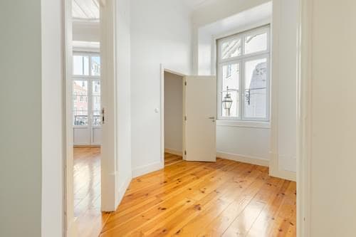 PF38202 - Bureau, Baixa, Lisboa - Image 10