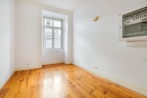 PF38202 - Bureau, Baixa, Lisboa - Image 16