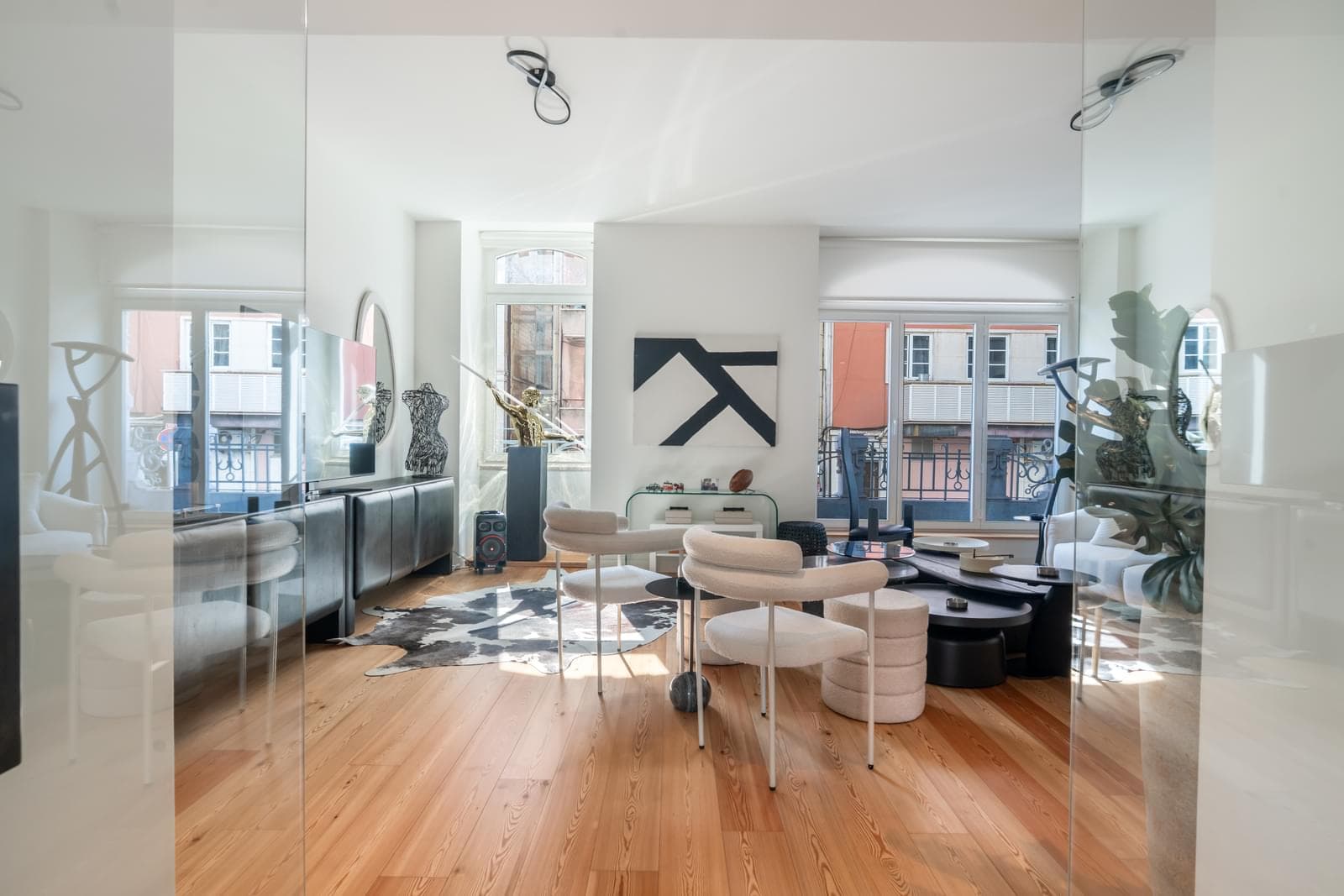 Apartamento T3 com piscina, Avenida Duque de Loulé, Lisboa - Imagem 2