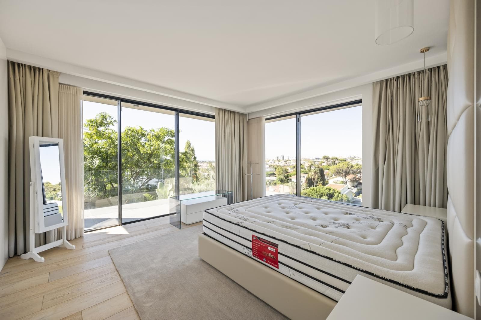 Moradia T4 com piscina, Cascais - Imagem 25