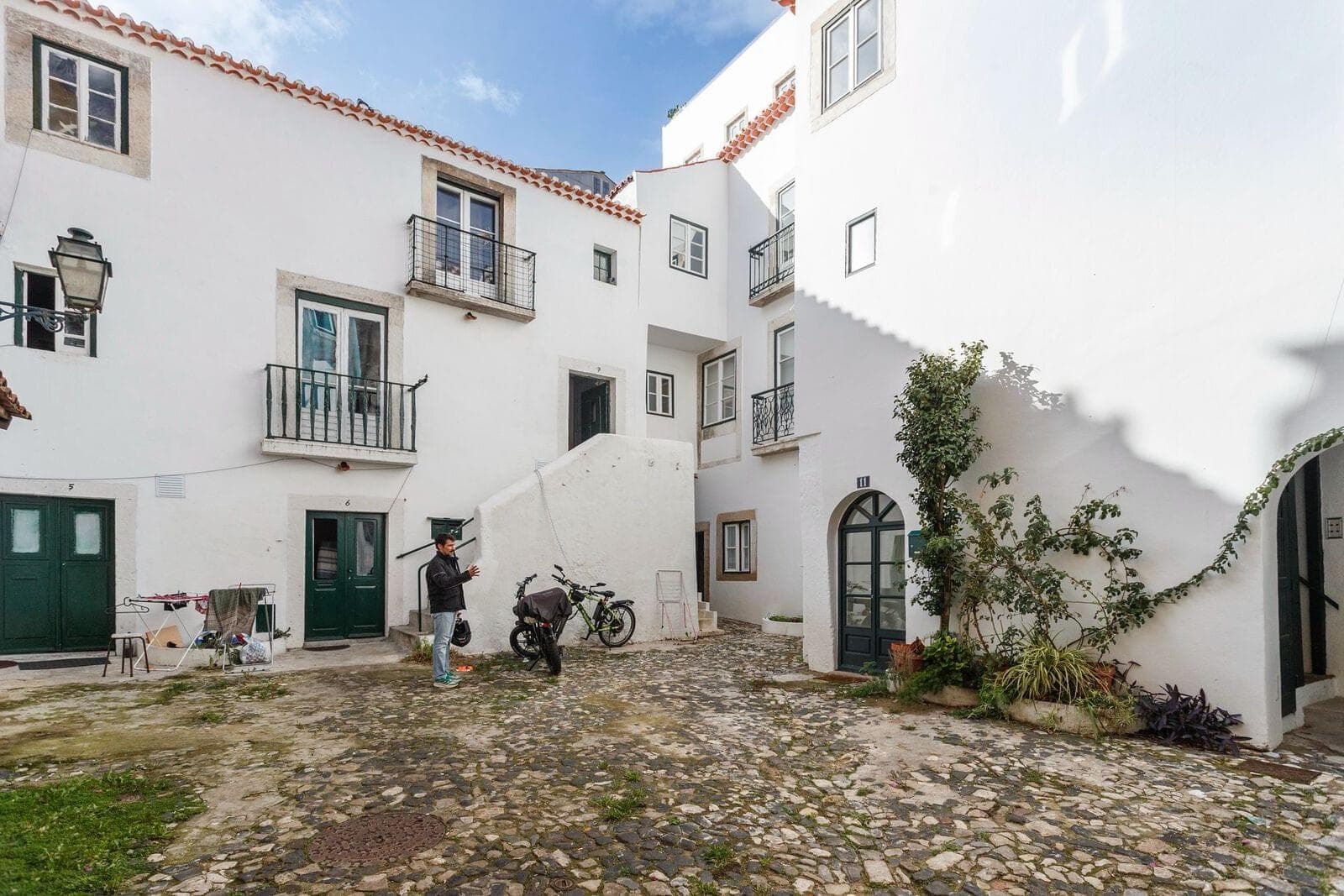 Apartamento T2 com terraço, Alfama, Lisboa - Imagem 24
