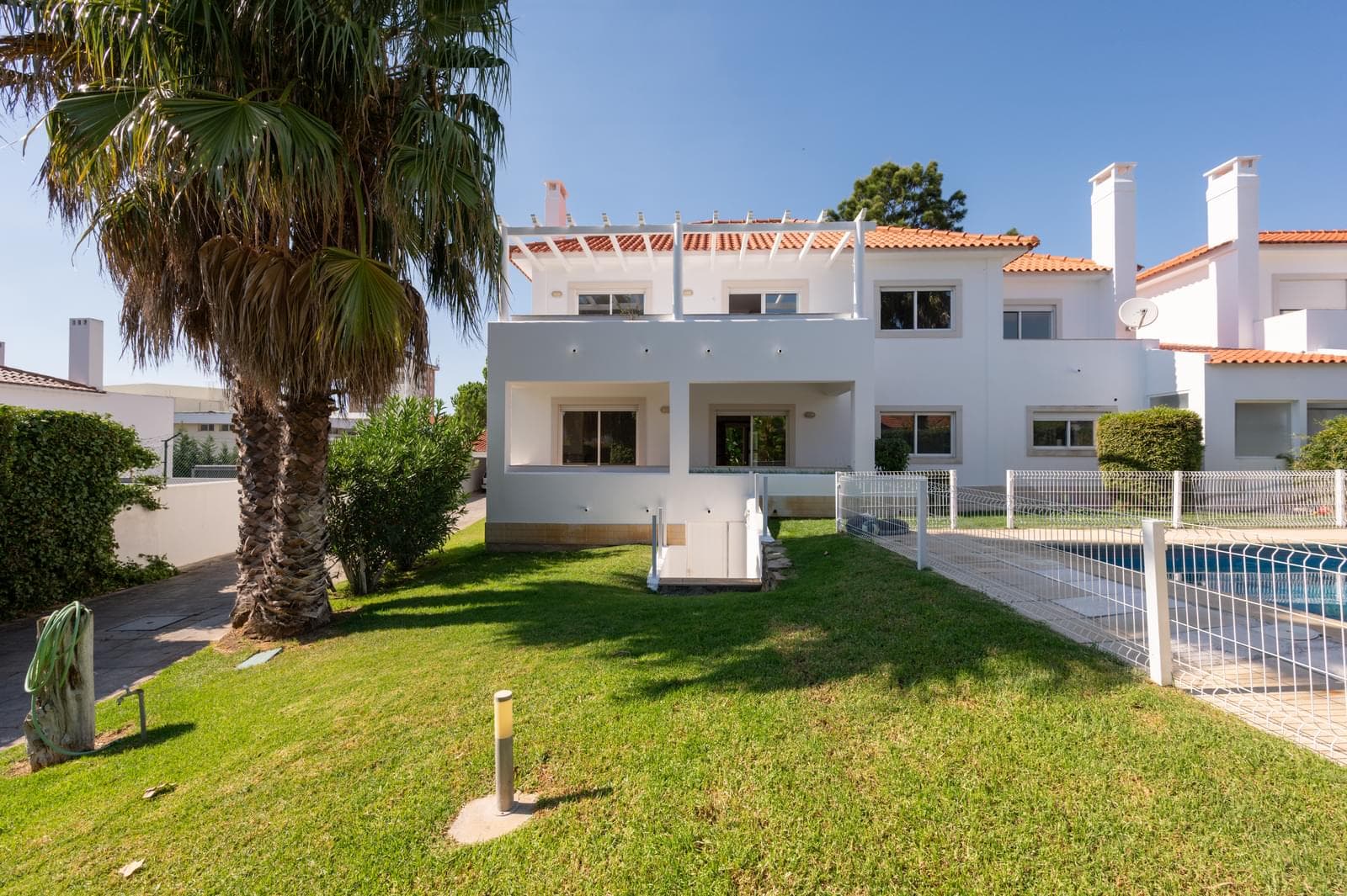 Moradia T4 com jardim, Areias de São Pedro, Cascais - Imagem 1