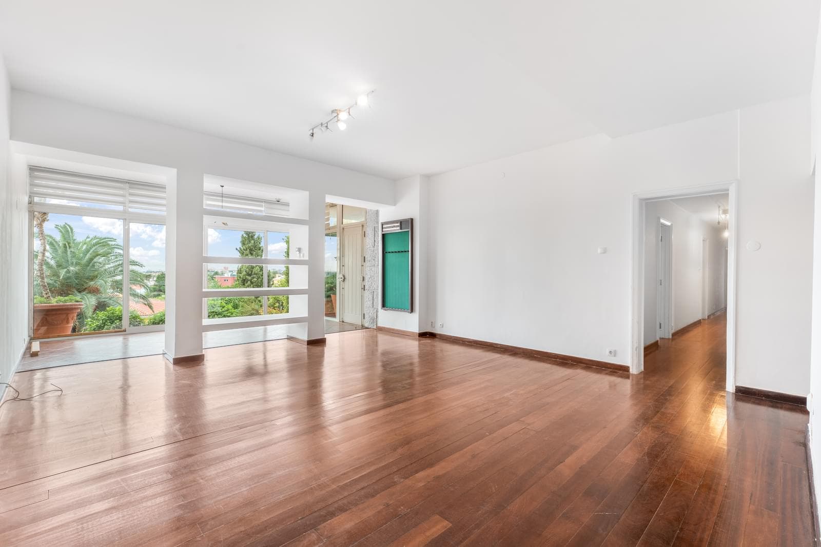 Apartamento T3 com piscina, Monte Estoril, Cascais - Imagem 2