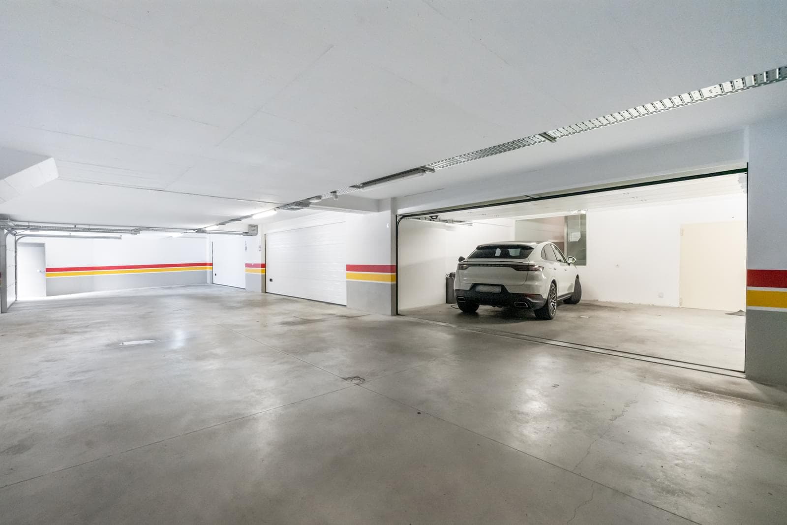 Moradia T5 + 1 com piscina, Cascais - Imagem 27
