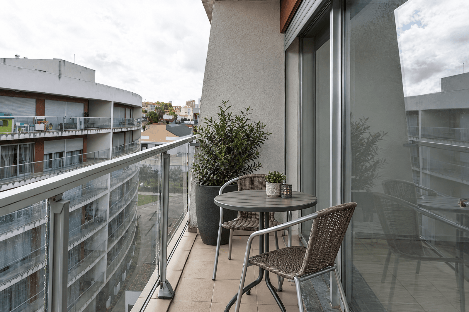 1 Bedroom Apartment with parking, Parque das Nações, Lisboa - Image 19