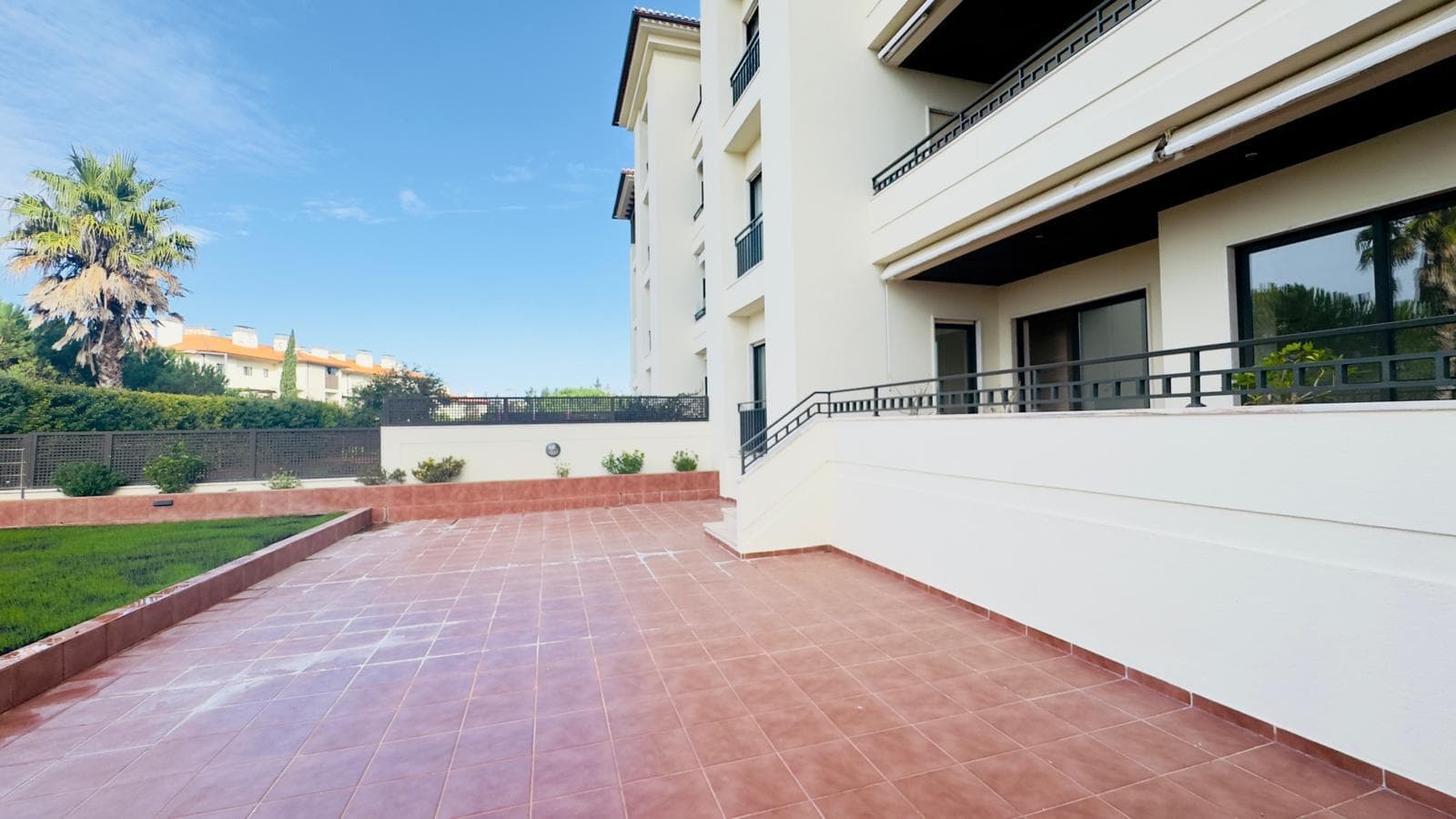 Apartamento T3 com jardim, Belas Clube de Campo, Sintra - Imagem 13