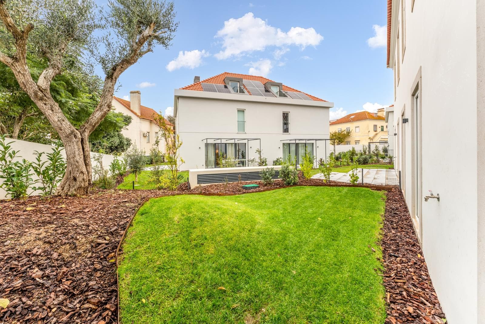 Moradia T4 + 1 com piscina, Santo Amaro de Oeiras, Oeiras - Imagem 10