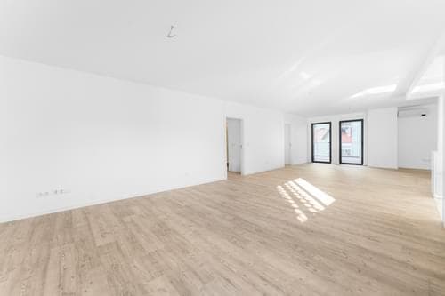 PF39028 - 3 Bedroom Apartment with parking, Odivelas - Image 2