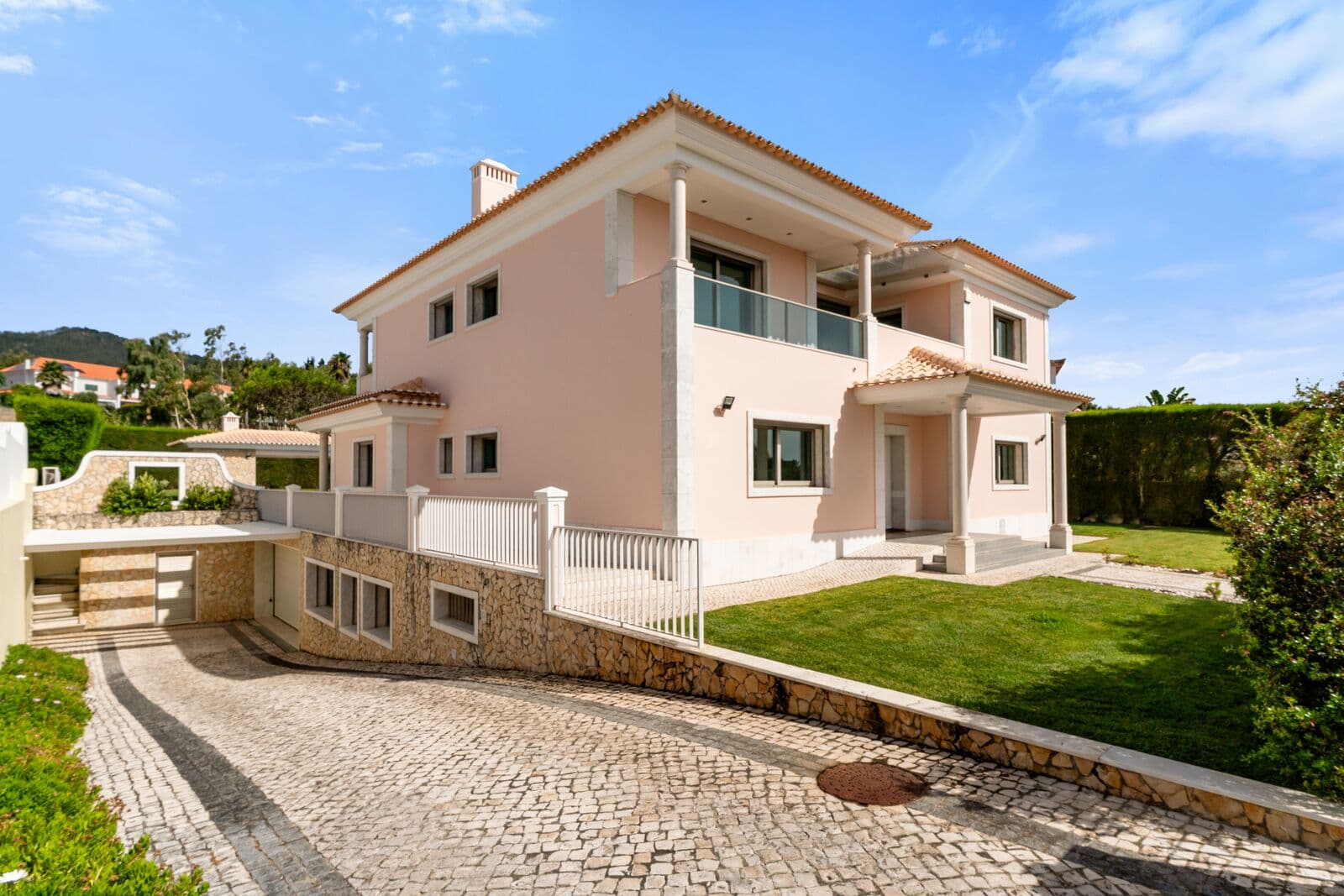 Moradia T6 com piscina, Quinta da Beloura, Sintra - Imagem 3