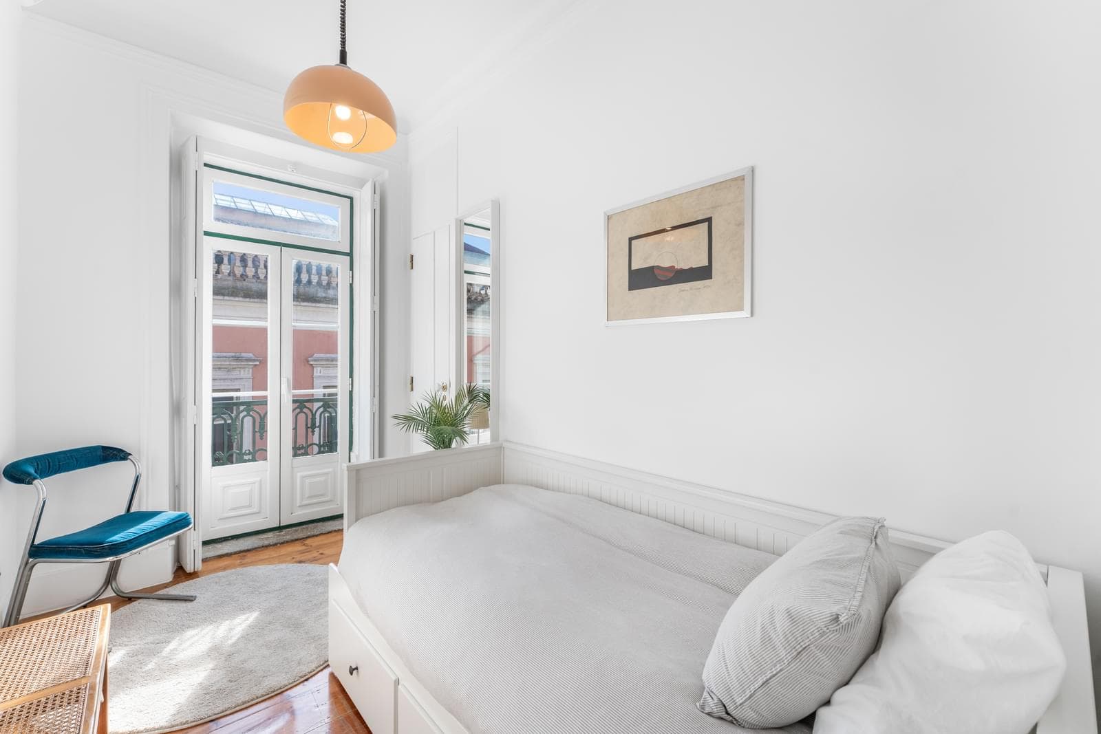 2 Bedroom Apartment with balcony, Príncipe Real, Lisboa - Image 14
