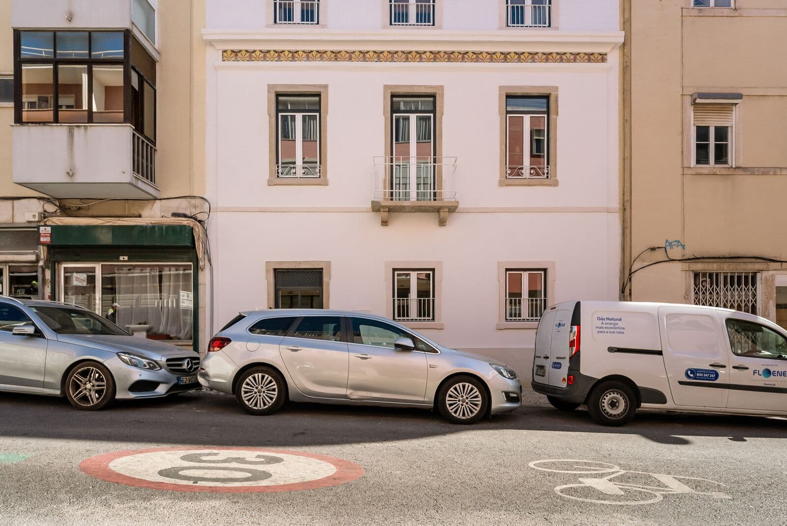 2 Bedroom Apartment in QUARTIER 100, Praça de Espanha, Lisboa - Image 32