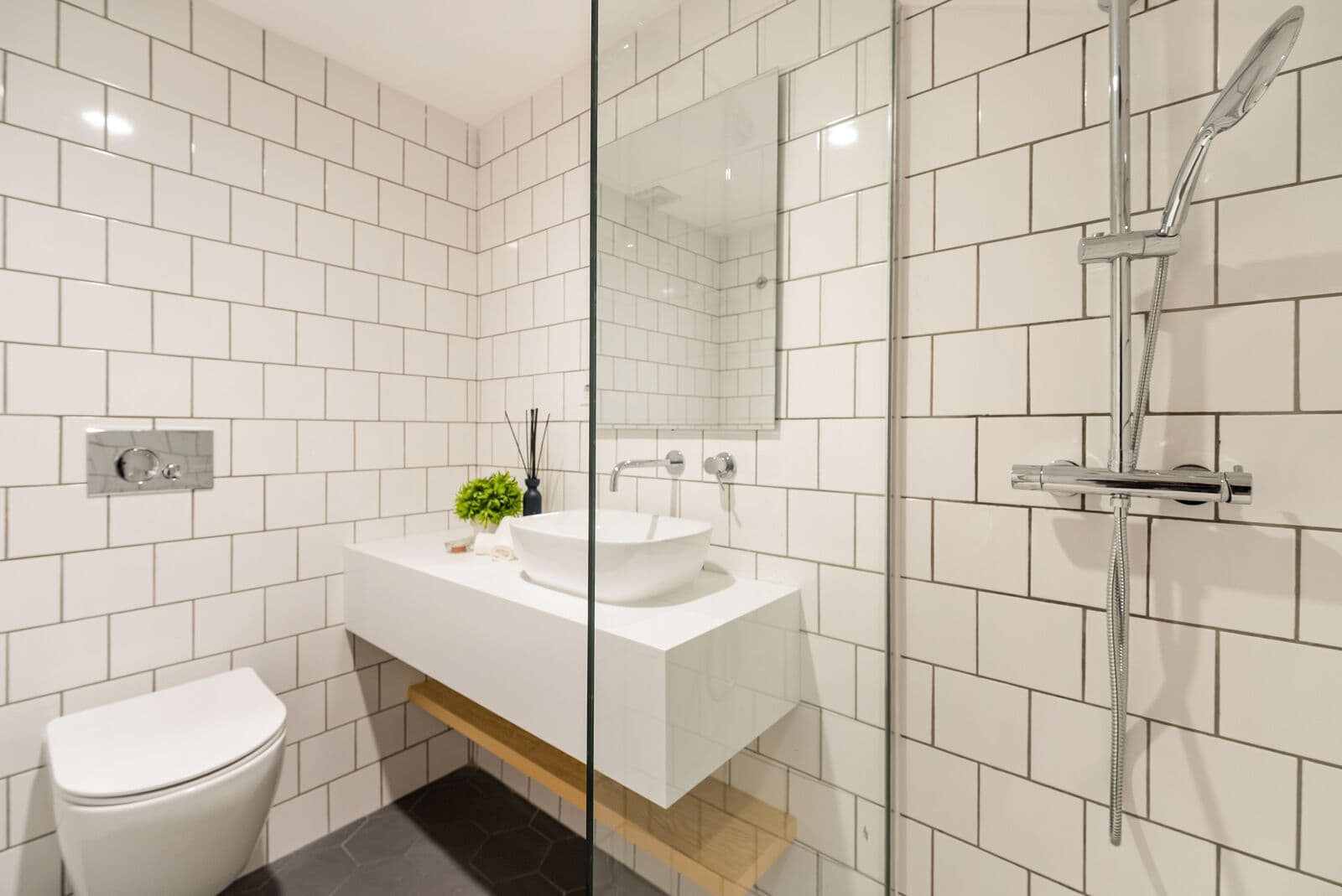 2 Bedroom Apartment in QUARTIER 100, Praça de Espanha, Lisboa - Image 10