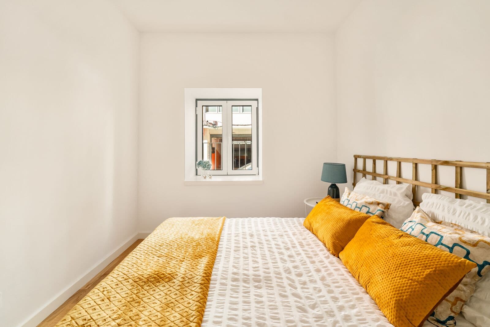 2 Bedroom Apartment in QUARTIER 100, Praça de Espanha, Lisboa - Image 3