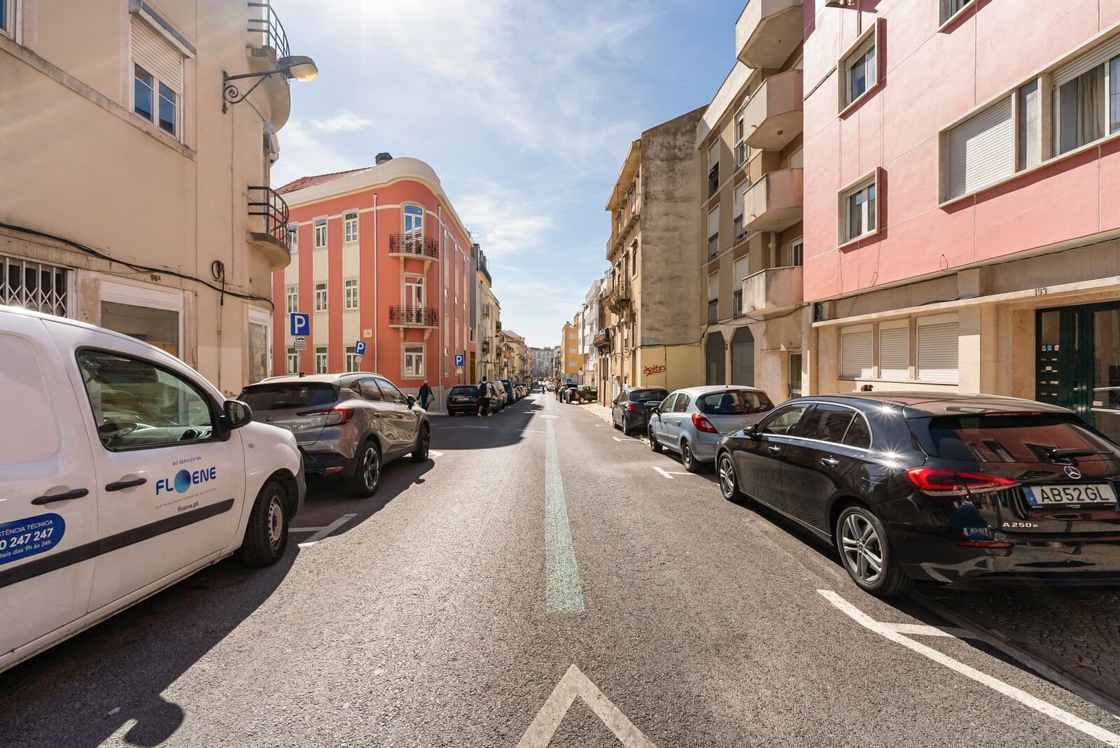 2 Bedroom Apartment in QUARTIER 100, Praça de Espanha, Lisboa - Image 28