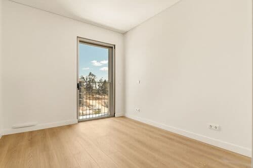 PF39270 - Penthouse T4 com jardim, Belas Clube de Campo, Sintra - Imagem 18