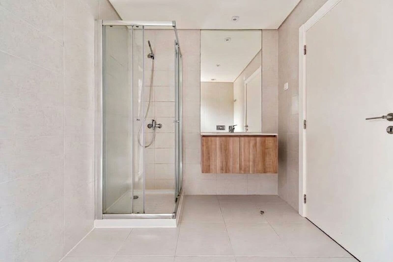 Moradia Isolada T4 com piscina, Oeiras - Imagem 20