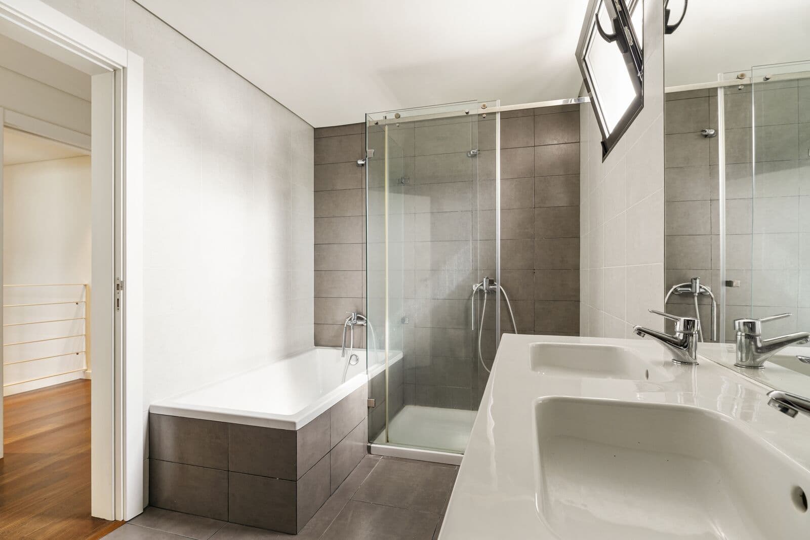 Moradia Isolada T4 com piscina, Oeiras - Imagem 30