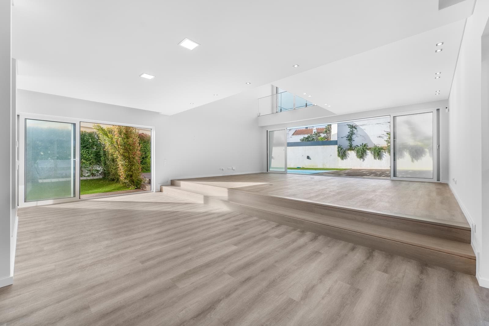Moradia Isolada T4 com piscina, Parede, Cascais - Imagem 8