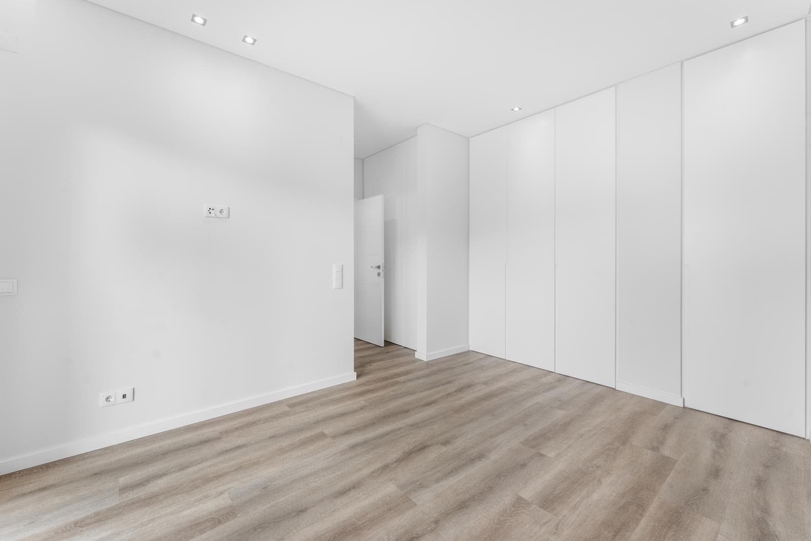 Moradia Isolada T4 com piscina, Parede, Cascais - Imagem 24