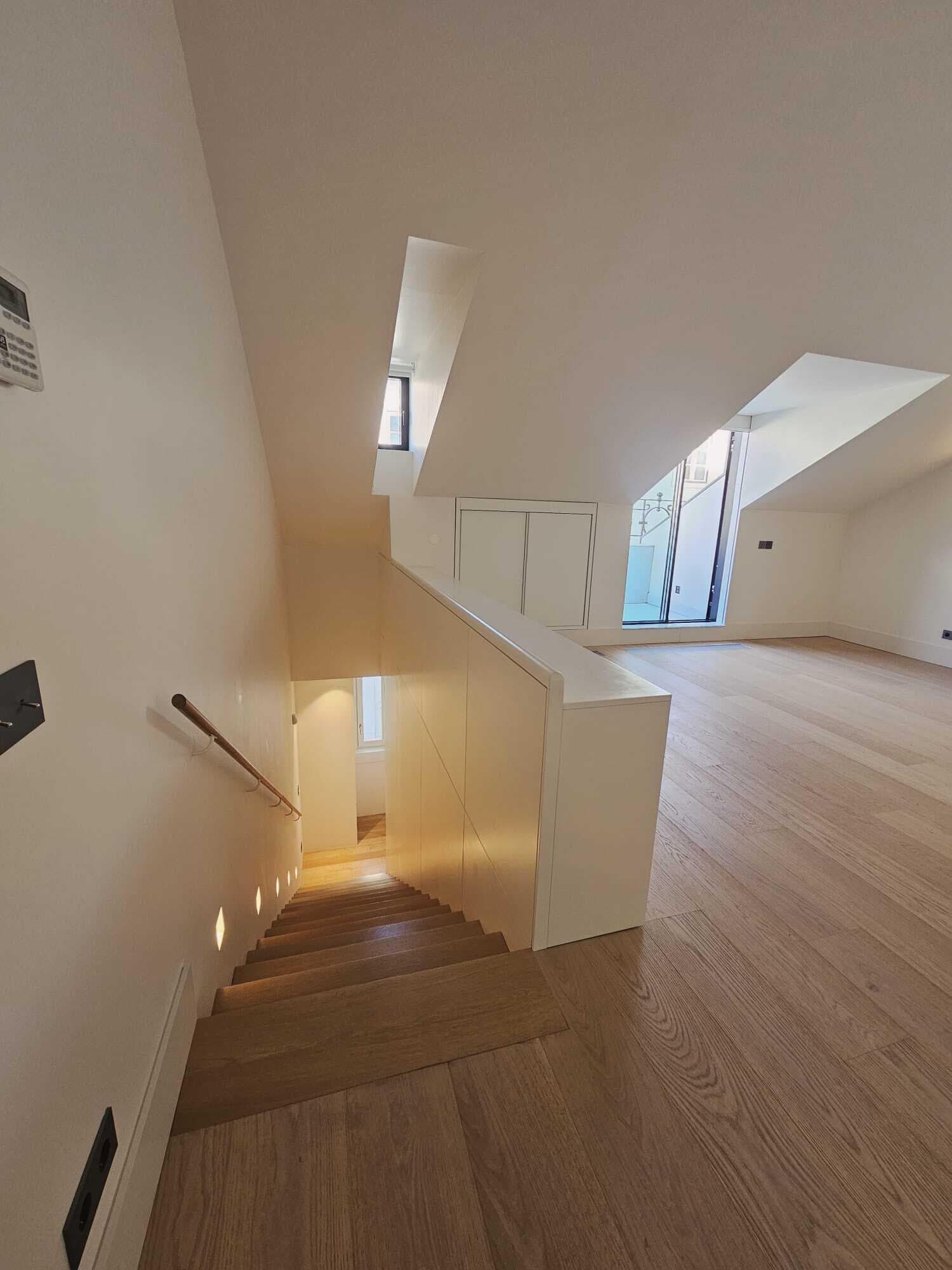 Duplex T1 com vista, Baixa, Lisboa - Imagem 1