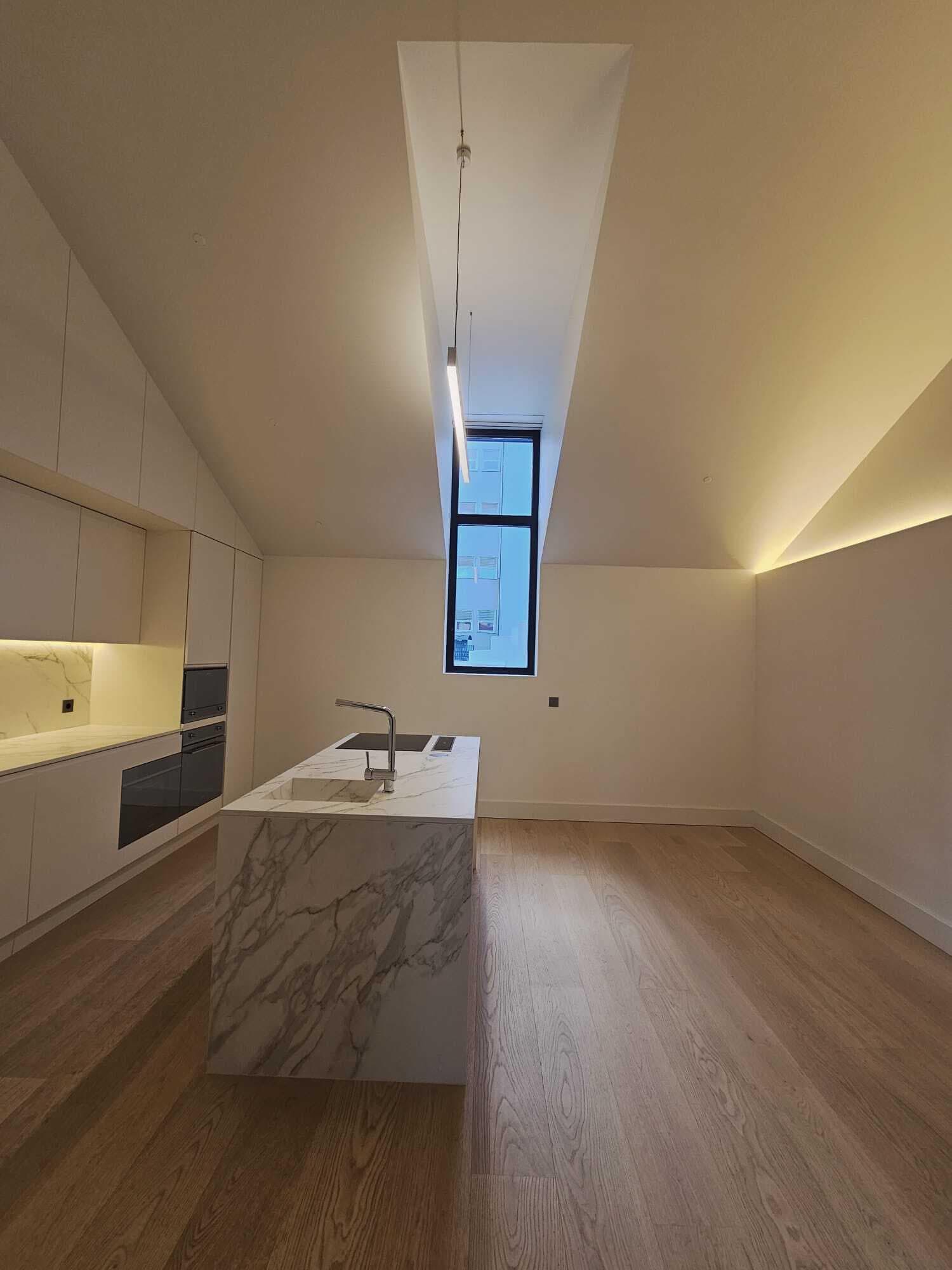 Duplex T1 com vista, Baixa, Lisboa - Imagem 6