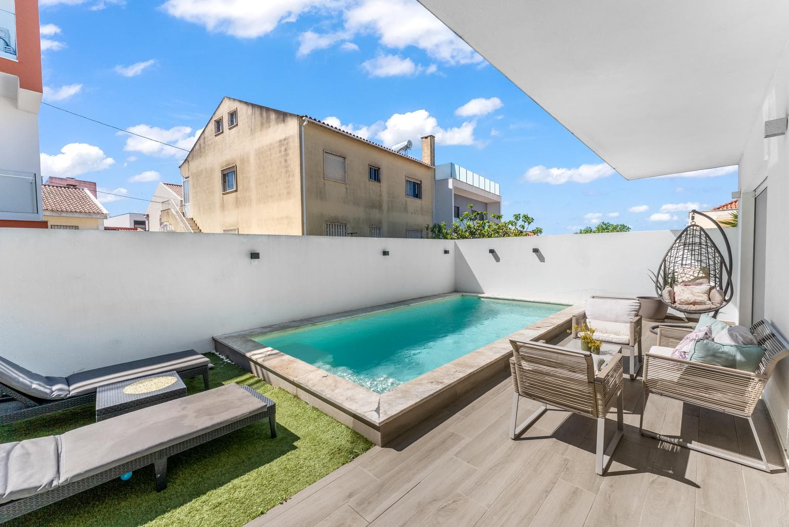 Moradia Isolada T3 com piscina, Caneças, Odivelas - Imagem 18