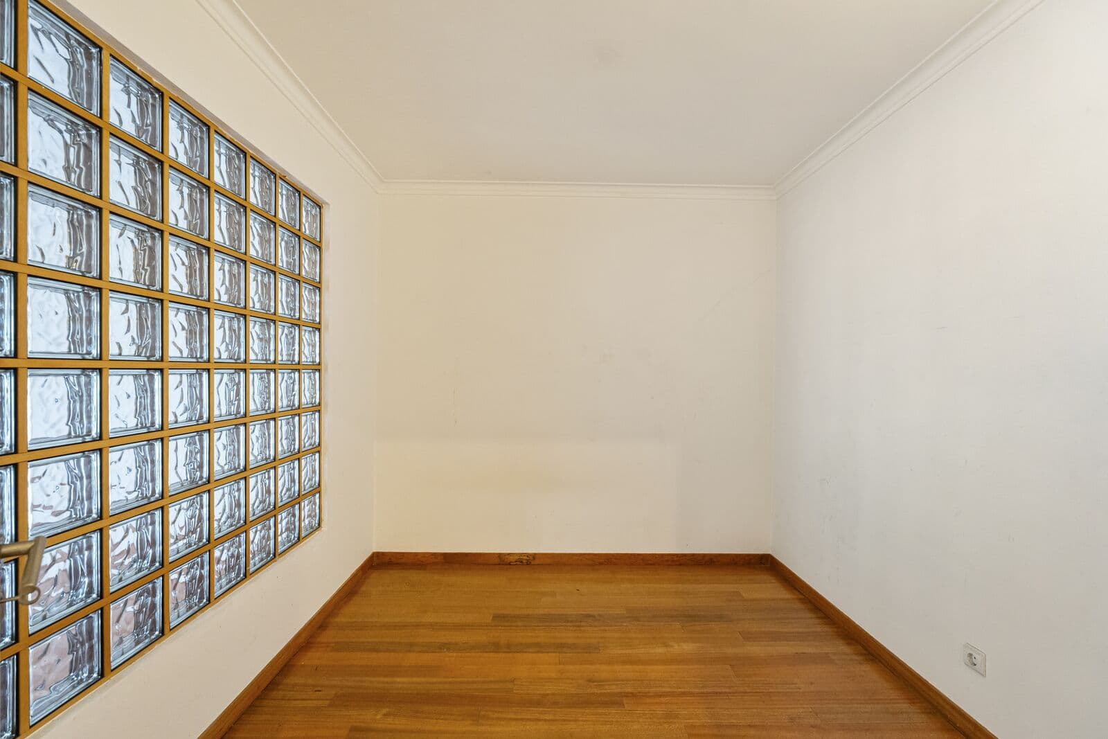 Apartamento T1 + 1 com piscina, Estoril, Cascais - Imagem 28
