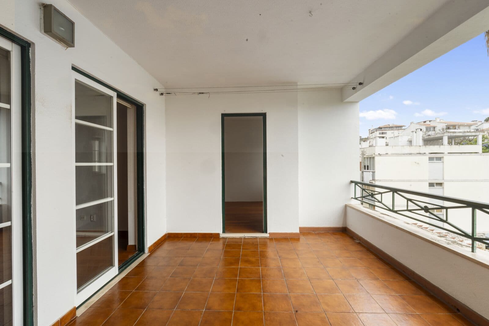 Apartamento T1 + 1 com piscina, Estoril, Cascais - Imagem 12