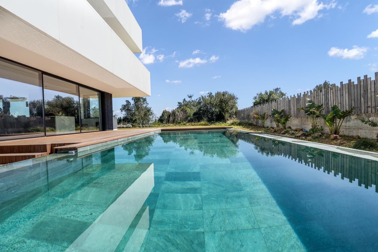 Moradia T4 + 1 com piscina, Oeiras Golf Residence, Oeiras - Imagem 2