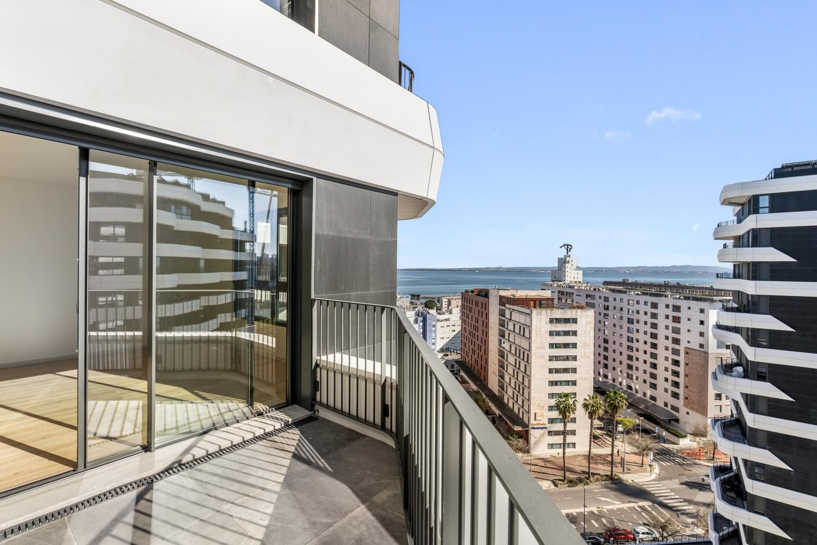 Apartamento T4 com piscina, Parque das Nações, Lisboa - Imagem 28
